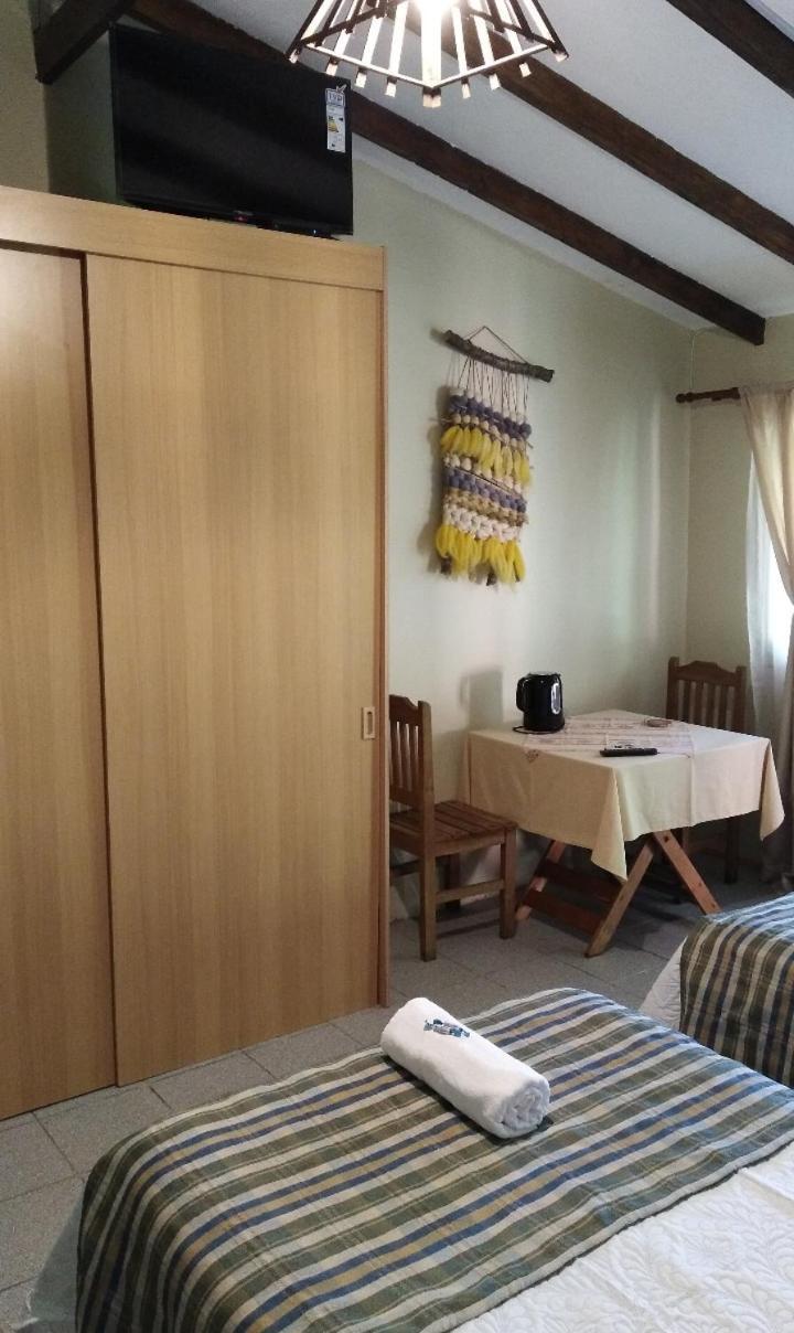 Hosteria Y Camping Del Bosque Пукон Экстерьер фото